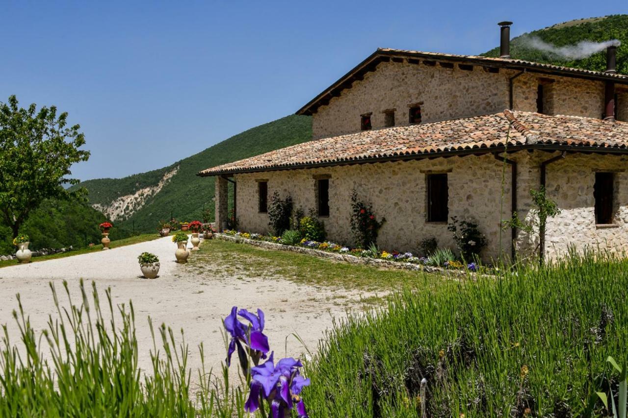 La Valle Dei Bronzetti Bauernhof *
